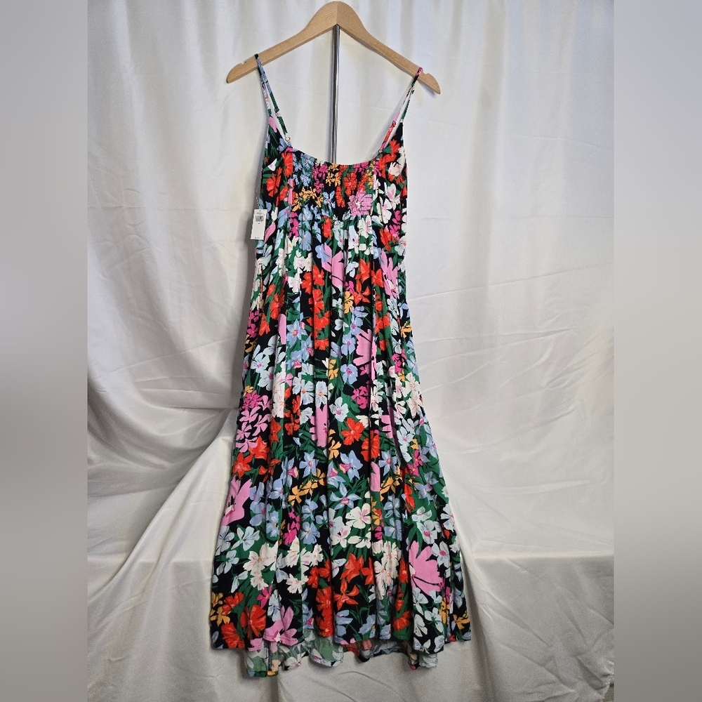 Old Navy Floral Swing Sundress Size Medium NWT - Picture 5 of 8